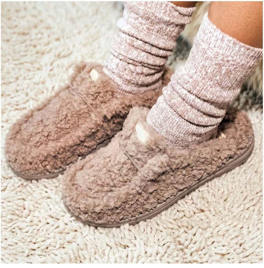 HEYDUDE Women's Wendy Slipper Cozy Timber Wolf Size 6 - Picture 3 of 9